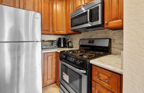Boulder Bay Cabin | Lakeview Condo - Lakefront Complex, Lake Views, Heated Pool
