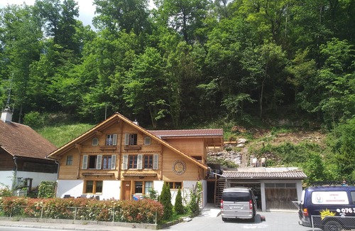 Ringgenberg Apartment | Lakeview Family Apartment. Sleeps 8, Ringgenberg-Lake Brienz, 4km to Interlaken