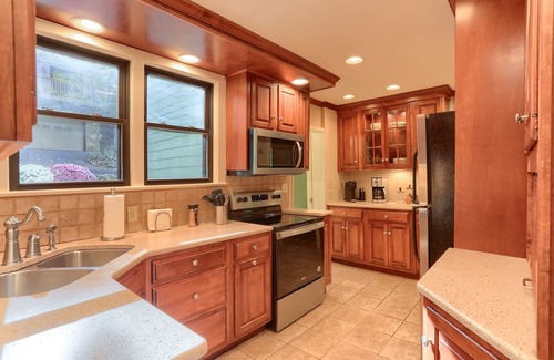 Timber Hills Cottage | Lakeview Luxe