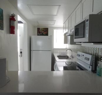 Downtown Apartment | Lakeview Manor