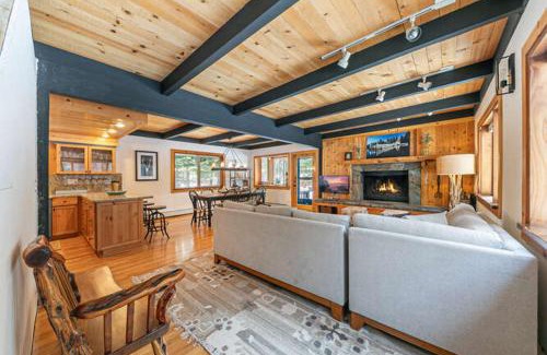 Tahoe Pines House | Lakewalk Lodge at the West Shore by Tahoe Getaways, Pet-Friendly w Sauna!