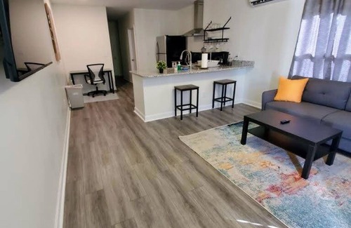 Durham Apartment | Lakewood Lyon Park Renovated Cottage Near Duke 26B
