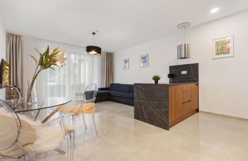 Ruzinov Apartment | LAM Jegeho Alej - JACUZZI - FREE PARKING