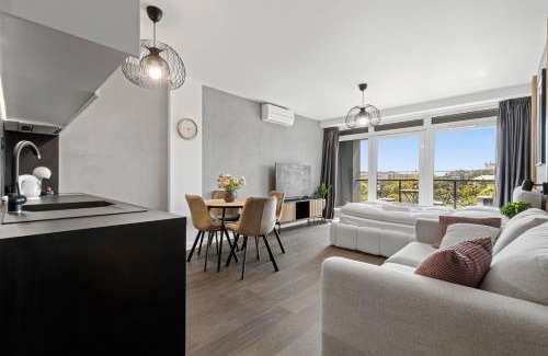 Old Town Apartment | LAM Marble Castle View - AC - Balcony