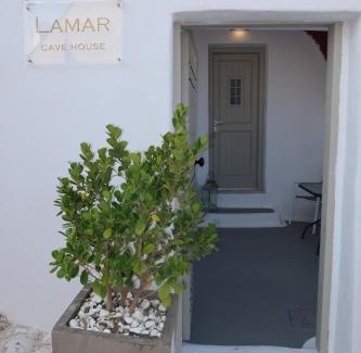 Emporio Apartment | Lamar Cave house