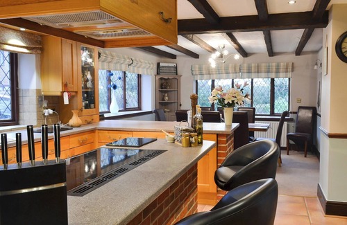 Addlethorpe Cottage | Lambourne House - UKC2831