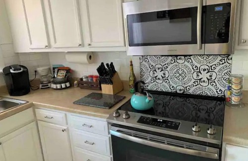 Lancaster House | Lancaster Musically Inspired Home Downtown Sleeps6