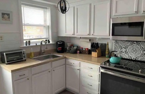 Lancaster House | Lancaster Musically Inspired Home Downtown Sleeps6