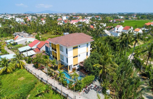 Cam Thanh Bed & Breakfast | Lancelynk Retreat Hoi An offers a swimming pool. Guests enjoy free WiFi.
