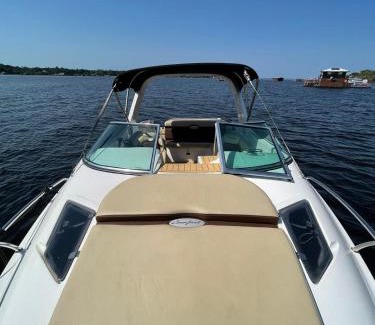 Ponta Negra Boat Rental | Lancha para passeio em manaus