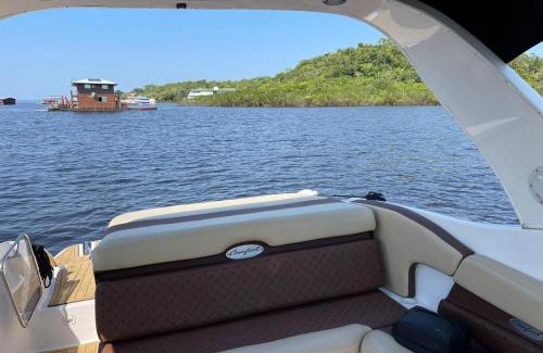 Ponta Negra Boat Rental | Lancha para passeio em manaus