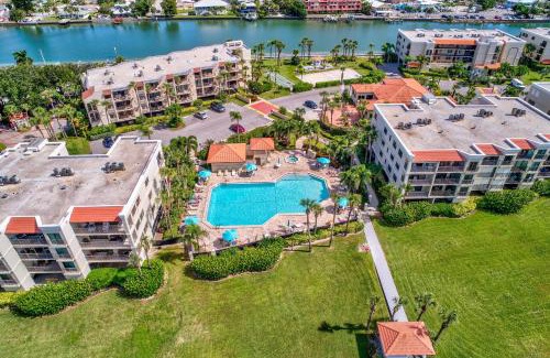 Sunset Beach House | Land's End 4-204 Bay Front - Premier