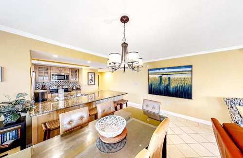 Sunset Beach Hotel | Land's End 4-306