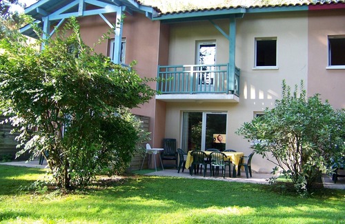 Soustons House | Landaise house with heated pool in a holiday residence in Vieux Boucau