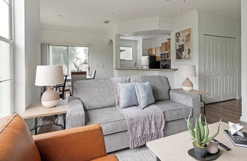 Southside Apartment | Landing | Amazing 1BD, Yoga Studio