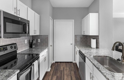 Fossil Creek Apartment | Landing | Amazing 1BD, Pool, Gym