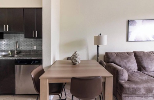 Miramar Apartment | Landing | Amazing 2BD, Clubhouse, Gym