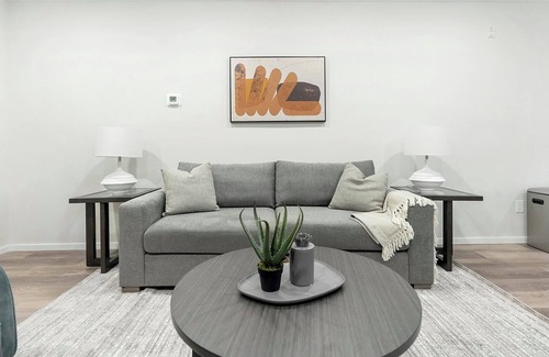 Spruce Hill Apartment | Landing at 4415 Chestnut - 2 Bedrooms in Univer.