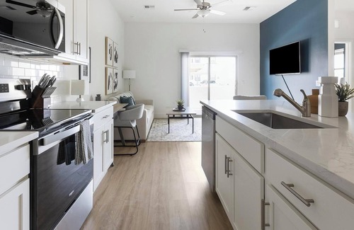 Casas Adobes Apartment | Landing at Aerie La Cholla - 2 Bedrooms in La C.