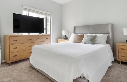 Blue Ash Apartment | Landing at Altitude Blue Ash - 1 Bedroom in Downtown Blue Ash