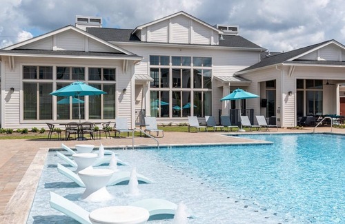 Huntsville Apartment | Landing at Ariza Research - 1 Bedroom in Provid.