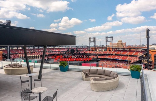 Downtown St. Louis Apartment | Landing at Ballpark Heights - 1 Bedroom in Down.