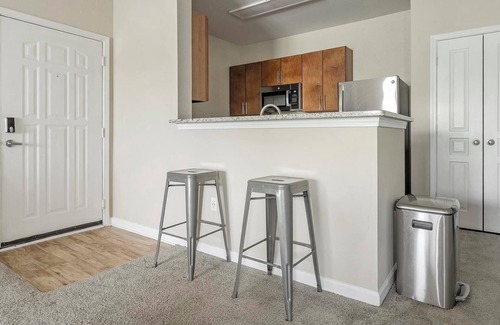 Paw Creek Apartment | Landing at Celsius - 1 Bedroom in Wedgewood