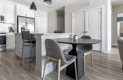 Matthews Apartment | Landing at Chestnut Farm - 2 Bedrooms in Stallings