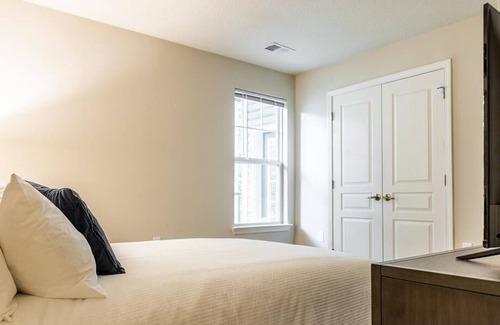 North Newport News Apartment | Landing at Denbigh Village - 2 Bedrooms in North Newport News