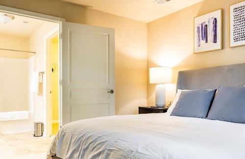 North Newport News Apartment | Landing at Denbigh Village - 2 Bedrooms in North Newport News