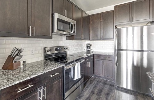 Denton Apartment | Landing at Discovery Park - 1 Bedroom in Downtown Denton
