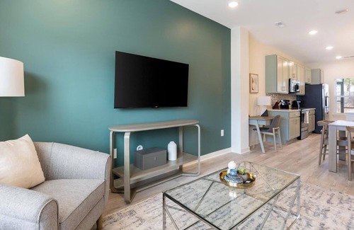 Wilmington Apartment | Landing at Encore at Westgate - 2 Bedrooms in W.
