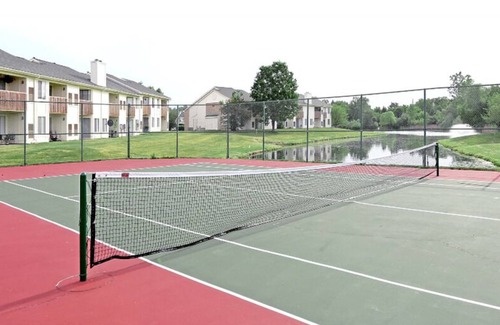 Clarkston Apartment | Landing at Hidden Lakes - 2 Bedrooms in Independence Charter Township