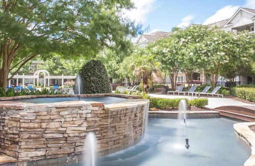 Greenbrier East Apartment | Landing at Hideaway at Greenbrier Luxury Apartment Homes - 1 Bedroom in Greenbrier East