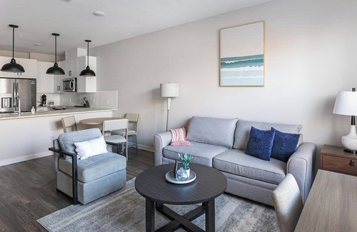 Huntsville Apartment | Landing at Laurel at Dry Creek - 1 Bedroom in E.