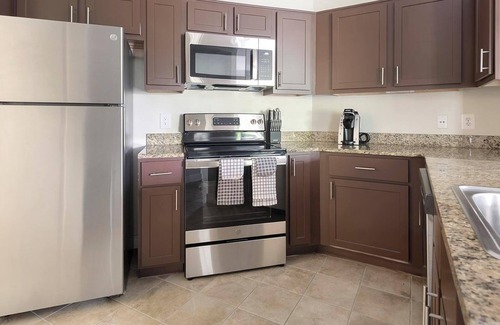 Chillum Apartment | Landing at Mode at Hyattsville - 1 Bedroom in H.