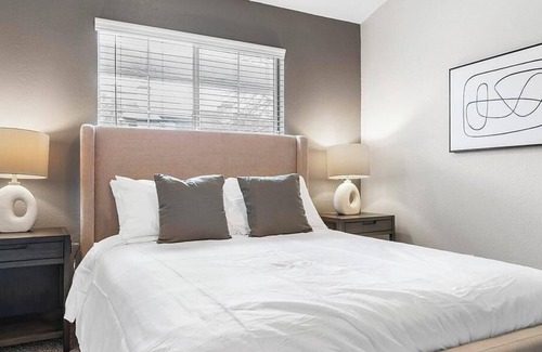 Wells Branch Apartment | Landing at Morgan - 2 Bedrooms in Downtown Austin