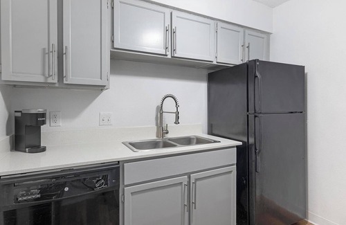 Windsor Park Apartment | Landing at Mueller Flats - 1 Bedroom in Windsor.