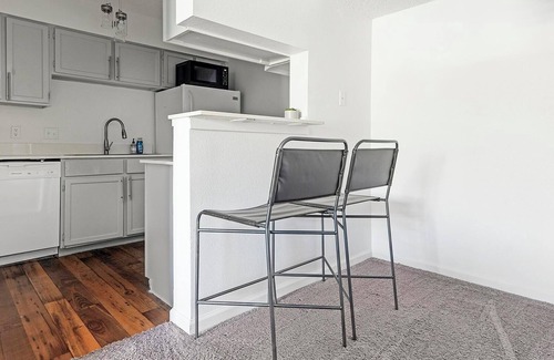 Windsor Park Apartment | Landing at Mueller Flats - 1 Bedroom in Windsor.