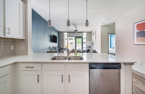 Knoxville Apartment | Landing at One Riverwalk - 1 Bedroom in South K.
