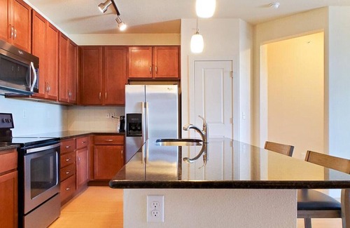 Lone Tree Apartment | Landing at Regency RidgeGate - 2 Bedrooms in Downtown Lone Tree