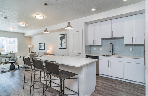 Bluffdale Apartment | Landing at Rockpoint - 1 Bedroom in Independence At The Point
