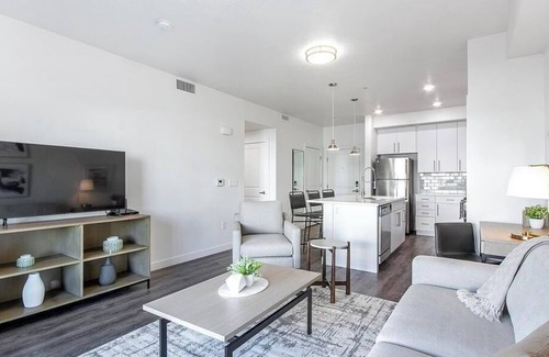 Bluffdale Apartment | Landing at Rockpoint - 1 Bedroom in Independence At The Point