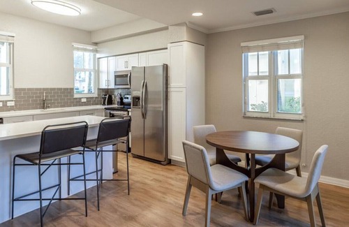Survey Creek Apartment | Landing at Solero Plantation - 2 Bedrooms in Downtown Plantation