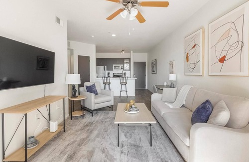 Tempe Apartment | Landing at Ten01 On The Lake - 1 Bedroom in Tempe