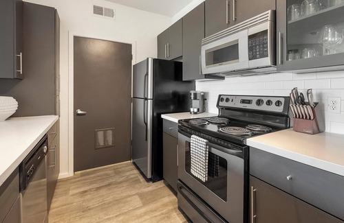 Tempe Apartment | Landing at Ten01 On The Lake - 1 Bedroom in Tempe