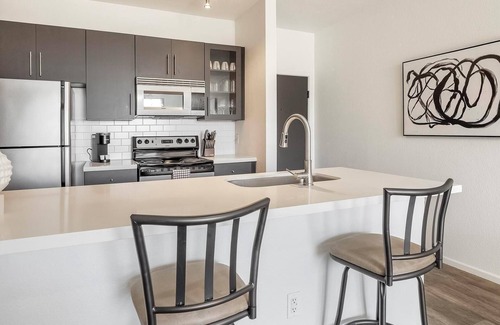 Tempe Apartment | Landing at Ten01 On The Lake - 1 Bedroom in Tempe