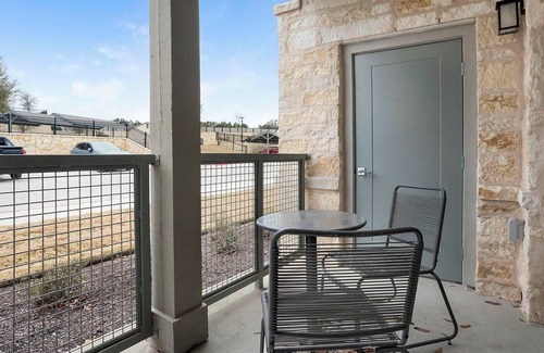 Austin Apartment | Landing at The Artesian at Bee Cave - 2 Bedroom.