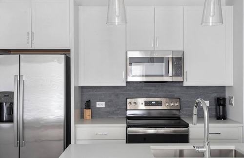 Austin Apartment | Landing at The Artesian at Bee Cave - 1 Bedroom.
