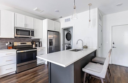 Austin Apartment | Landing at The Artesian at Bee Cave - 1 Bedroom.